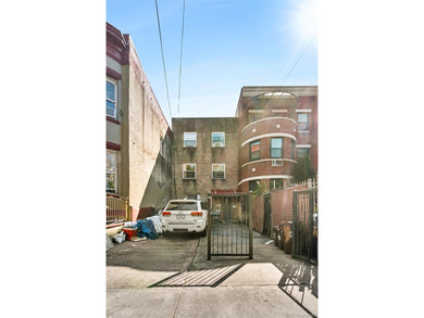 Three-Family Residence - Exceptional Investment Opportunity This - photo 1