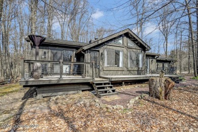Timber Trails Lake Home For Sale in Pocono Pines Pennsylvania