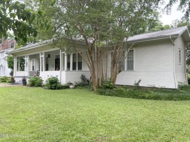 Lake Home For Sale in Greenwood, Mississippi