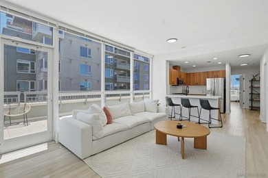 Rarely available corner residence in the heart of Little Italy - photo 8