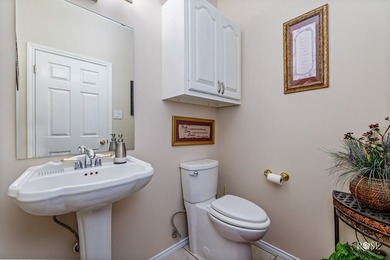 Every turn in this impeccably designed, Southland Hills home - photo 32