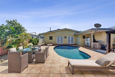 (private lake, pond, creek) Home For Sale in Hialeah Florida