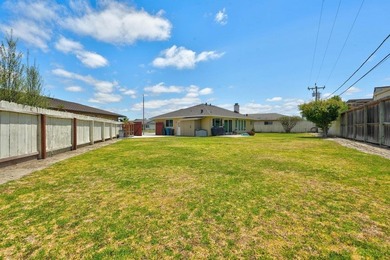Nestled on an expansive 10,000+ square foot lot, this - photo 19