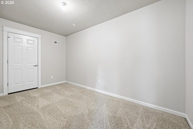 Awesome ranch style home with Columbia River and Mount Hood - photo 22