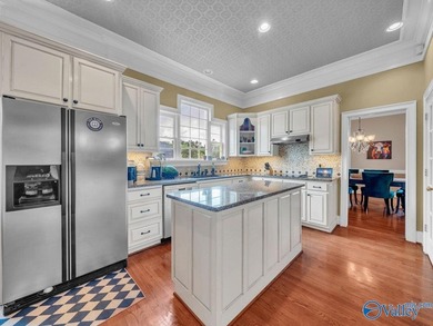 Executive Southern Living Home Near Lake Guntersville in the - photo 29