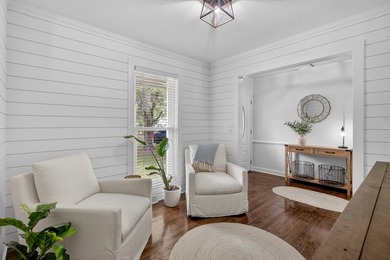 Tucked away on a charming and tranquil cul-de-sac in the coveted - photo 6