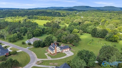 Executive Southern Living Home Near Lake Guntersville in the - photo 47