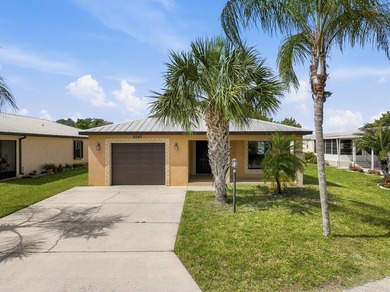 Welcome home to this pristine 2BR/2BA fully furnished residence - photo 1