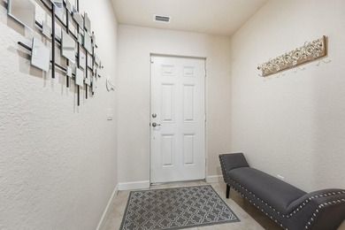 Welcome home to this pristine 2BR/2BA fully furnished residence - photo 3