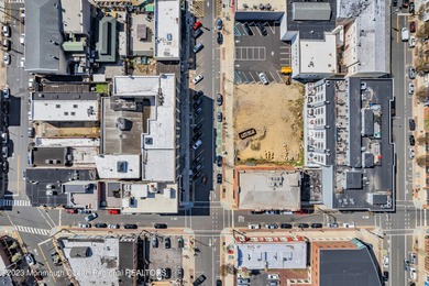PERFECT OPPORTUNITY ZONE INVESTMENT: This downtown building is - photo 7
