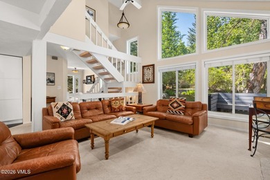 Tucked along one of EagleVail's most coveted streets, this - photo 2