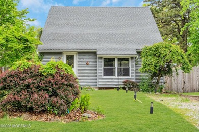 Endless potential in this 4-bedroom, 1.5-bath home offering a - photo 1