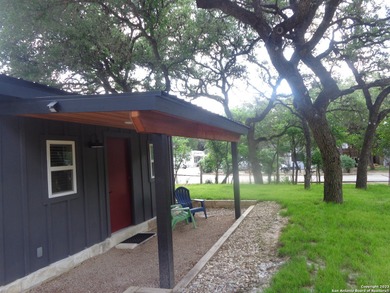 Ready for your weekend getaway or have your own Air B&B with - photo 3