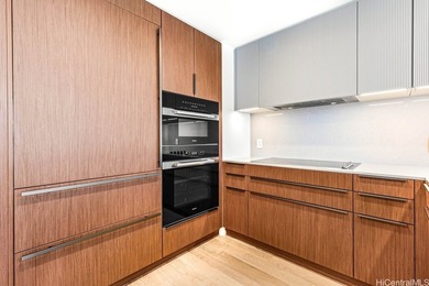 Welcome to Unit 1402 at The Park Ward Village beautifully - photo 8