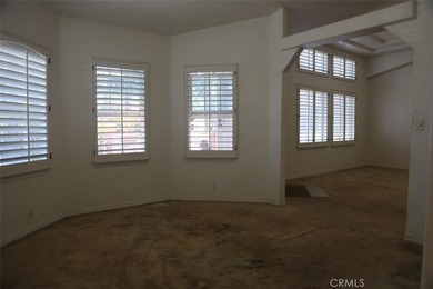 Great opportunity to own a spacious 3-bedroom, 2-bath - photo 11