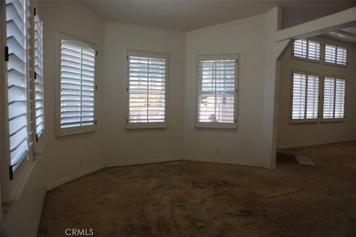 Great opportunity to own a spacious 3-bedroom, 2-bath - photo 13