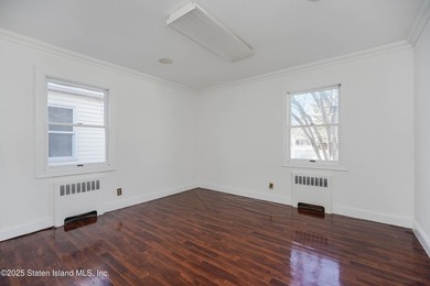 Prime New Dorp Opportunity - Single-Family Ranch with Great - photo 15