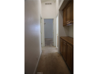 Great opportunity to own a spacious 3-bedroom, 2-bath - photo 19