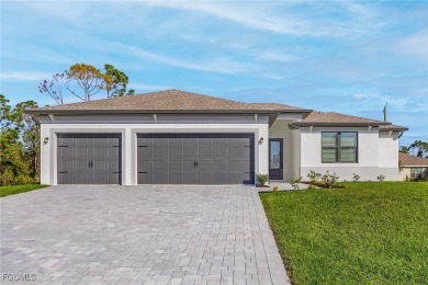 Cape Coral Lakes Area Home For Sale in Cape Coral Florida