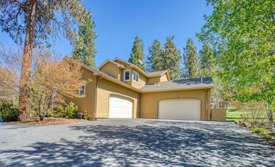 SPACIOUS HOME WITH COMFORTABLE LIVING SPACES AT THE RUNNING Y - photo 3
