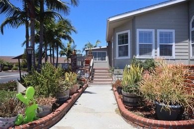 Great opportunity to own a spacious 3-bedroom, 2-bath - photo 39