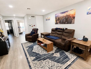Beautiful Greenbriar completely renovated in 2022 with new - photo 4