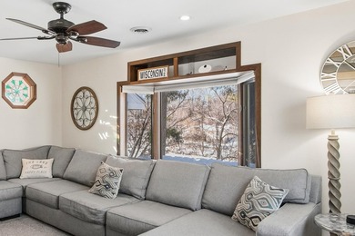 Charming 4+ bedroom lakefront home on Lake Delton offers 115' of - photo 10