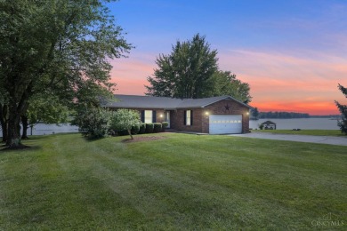 Lake Waynoka Home For Sale in Sardinia Ohio