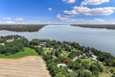 Enjoy a peaceful setting near Lake Eufaula, with public boat - photo 1