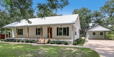 Enjoy a peaceful setting near Lake Eufaula, with public boat - photo 3
