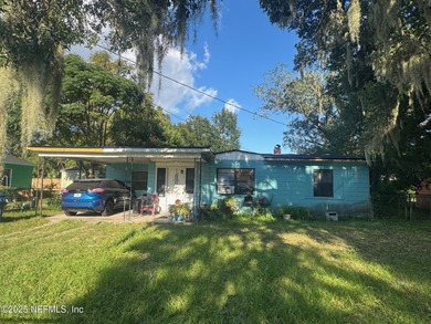 St. Johns River Home Sale Pending in Jacksonville Florida