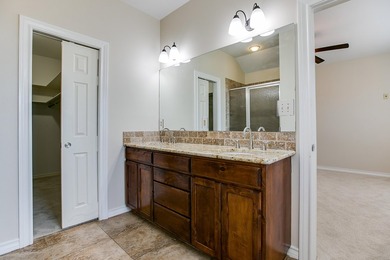 Discover this charming 3-bedroom, 2-bathroom home located in the - photo 19