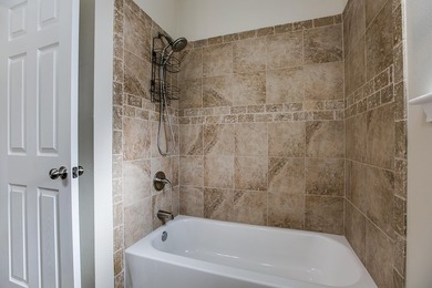 Discover this charming 3-bedroom, 2-bathroom home located in the - photo 25