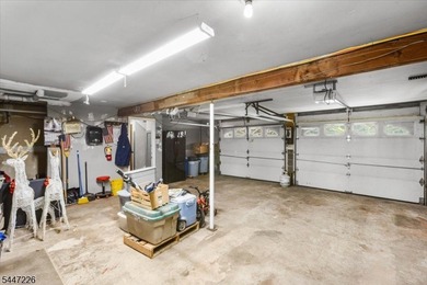 Updated & move-in ready: spacious, well-maintained 4-bedroom - photo 26