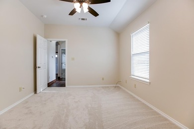 Discover this charming 3-bedroom, 2-bathroom home located in the - photo 27