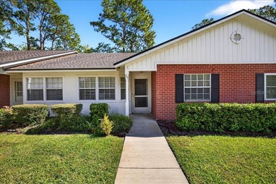 (private lake, pond, creek) Townhome/Townhouse Sale Pending in Palm Coast Florida