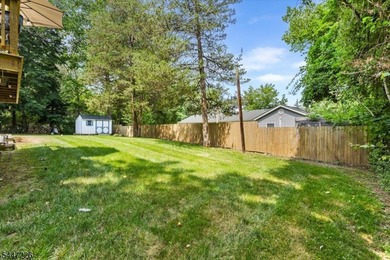 Updated & move-in ready: spacious, well-maintained 4-bedroom - photo 37