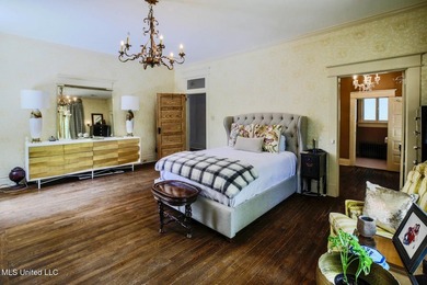 Charm, character, and craftsmanship on Historic Grand Boulevard! - photo 39