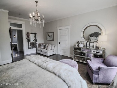 Charm, character, and craftsmanship on Historic Grand Boulevard! - photo 45