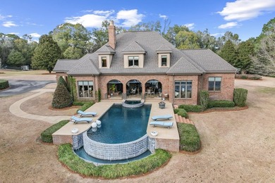 Just nine miles from The Circle, this extraordinary 72 acre - photo 7