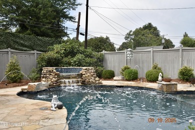 Charm, character, and craftsmanship on Historic Grand Boulevard! - photo 58