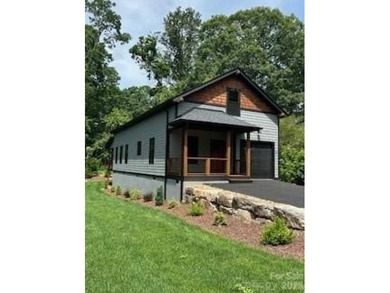 New Construction home with 4 bedrooms and 2.5 bathrooms close to - photo 3