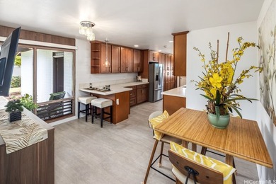 Discover a rarely available mid-century modern retreat in - photo 4