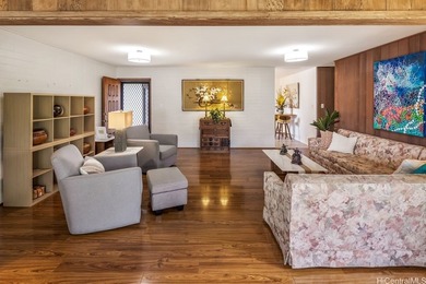 Discover a rarely available mid-century modern retreat in - photo 7