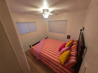 Welcome to Surf City Cottages - Coastal Living at Its Finest! - photo 7