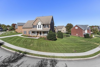 Fort Loudoun Lake Home For Sale in Knoxville Tennessee