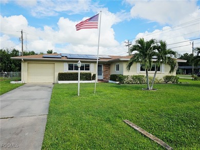 Caloosahatchee River Home For Sale in North Fort Myers Florida