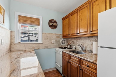 Welcome to 404-06 E Farragut Road Unit 7 - a beautifully - photo 15