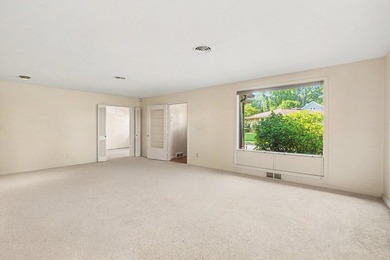 The best opportunities are all about location, and this one is - photo 15
