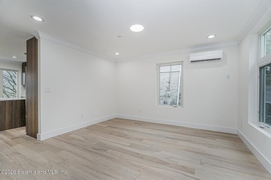 Luxury New Construction in Grymes Hill Introducing a newly - photo 16